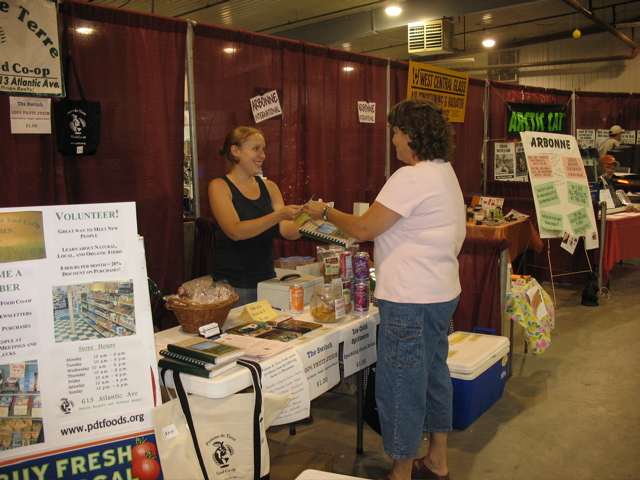 Food co-op fair booth